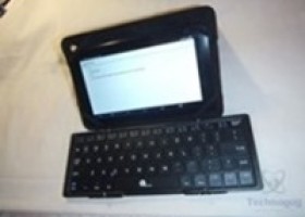 1byone Foldable Bluetooth Keyboard Review @ Technogog